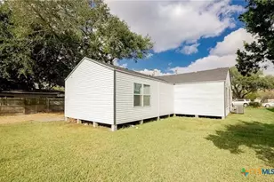 2003 Woodlawn St, Victoria, TX 77901 - Photo 20