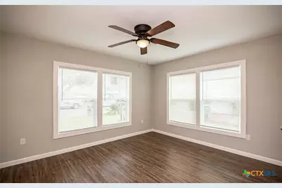 2003 Woodlawn Street, Victoria, TX 77901 - Photo 16