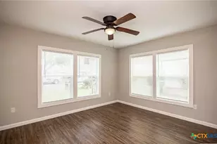 2003 Woodlawn St, Victoria, TX 77901 - Photo 16