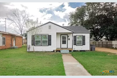 2003 Woodlawn Street, Victoria, TX 77901 - Photo 1