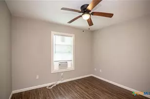 2003 Woodlawn St, Victoria, TX 77901 - Photo 32