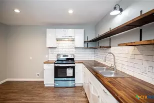 2003 Woodlawn St, Victoria, TX 77901 - Photo 26