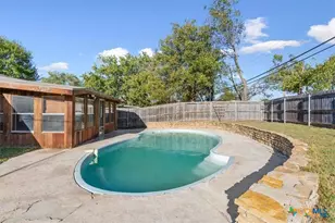 907 Willowbrook St, Copperas Cove, TX 76522 - Photo 4