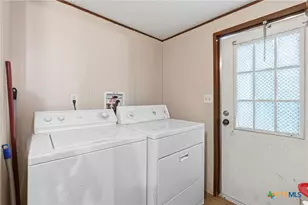 1278 FM812, Cedar Creek, TX 78612 - Photo 20