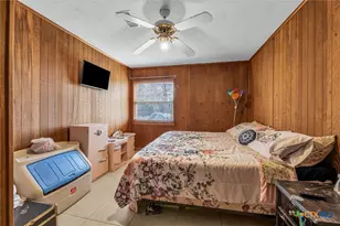 33 Fairway Dr, Hilltop Lakes, TX 77871 - Photo 18