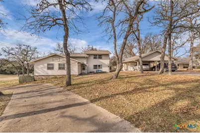 33 Fairway Drive, Hilltop Lakes, TX 77871 - Photo 2