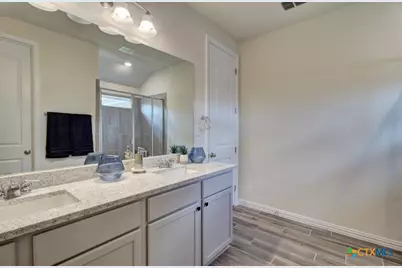 1243 Casetta Run, New Braunfels, TX 78130 - Photo 16