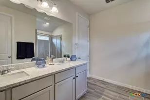 1243 Casetta Run, New Braunfels, TX 78130 - Photo 16