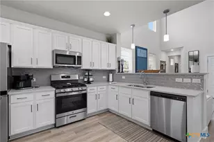 529 Peace Dr, Liberty Hill, TX 78642 - Photo 4