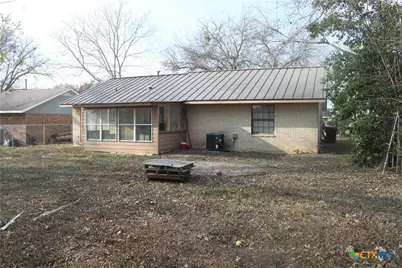 1504 Lakeview Drive, Lockhart, TX 78644 - Photo 24