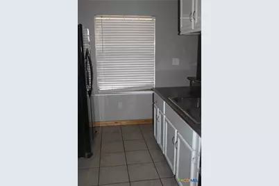 1504 Lakeview Drive, Lockhart, TX 78644 - Photo 8