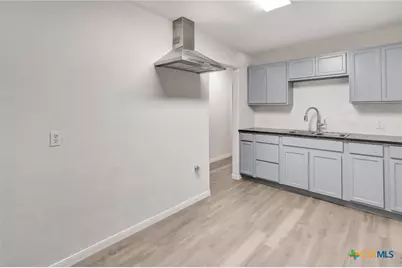 2907 Cedar Street, Victoria, TX 77901 - Photo 18