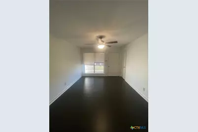 1605 Bexar Avenue, Victoria, TX 77901 - Photo 2