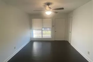 1605 Bexar Ave, Victoria, TX 77901 - Photo 2