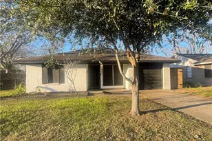 1605 Bexar Ave, Victoria, TX 77901 - Photo 1