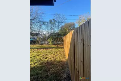 1605 Bexar Avenue, Victoria, TX 77901 - Photo 12