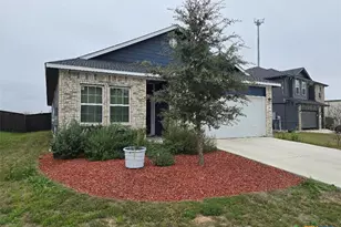 209 Drew Cir, Seguin, TX 78155 - Photo 2