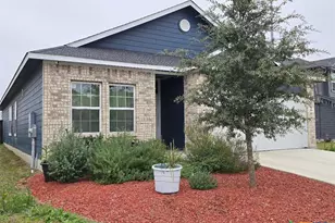 209 Drew Cir, Seguin, TX 78155 - Photo 1