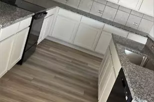 209 Drew Cir, Seguin, TX 78155 - Photo 10