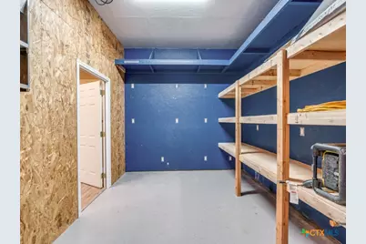 953 E Cedar Street, Seguin, TX 78155 - Photo 28