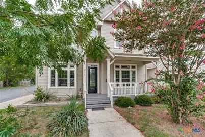 911 Farm Street, Bastrop, TX 78602 - Photo 2