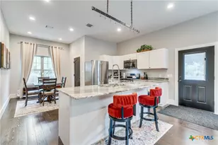 911 Farm St, Bastrop, TX 78602 - Photo 30