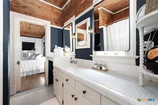 445 N Wall St, Belton, TX 76513 - Photo 12