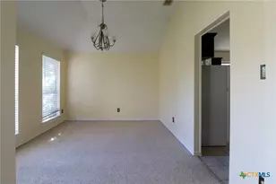 608 Totem Trail, Harker Heights, TX 76548 - Photo 6