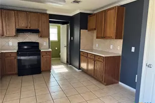 615 Lubbock Ln, New Braunfels, TX 78132 - Photo 4