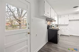 1913 S 19th St, Temple, TX 76504 - Photo 18