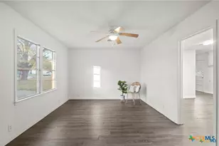 1913 S 19th St, Temple, TX 76504 - Photo 6