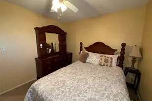 110 Taos Dr, Victoria, TX 77904 - Photo 8