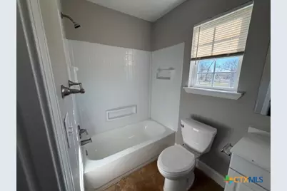 661 W Austin  Unit F Street #F, Luling, TX 78648 - Photo 8