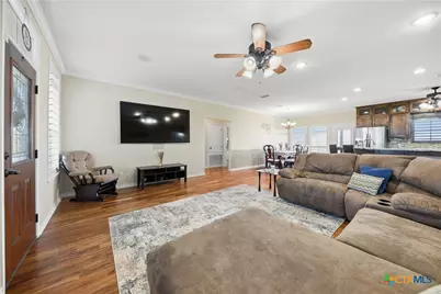 1733 County Road 376, Shiner, TX 77984 - Photo 4