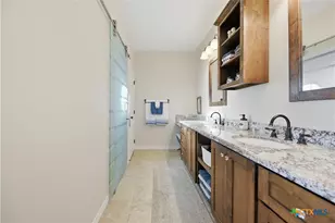 1733 Co Rd 376, Shiner, TX 77984 - Photo 20