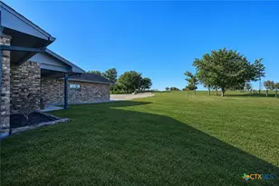 1733 Co Rd 376, Shiner, TX 77984 - Photo 32