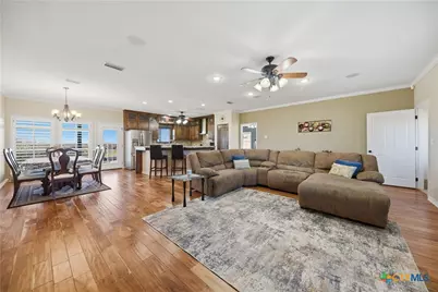 1733 County Road 376, Shiner, TX 77984 - Photo 6