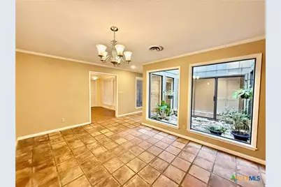 316 Woodglenn Drive, Victoria, TX 77904 - Photo 12