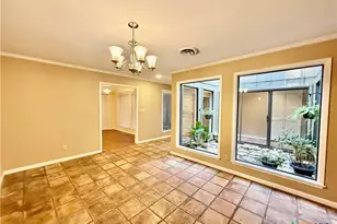 316 Woodglenn Dr, Victoria, TX 77904 - Photo 12