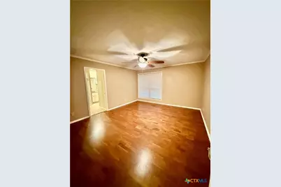 316 Woodglenn Drive, Victoria, TX 77904 - Photo 18