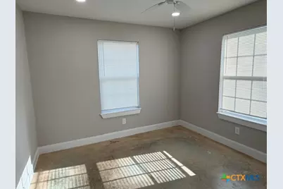 502 Willow  Unit A Avenue #A, Luling, TX 78648 - Photo 10