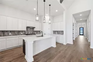 1110 Neria Loop, San Antonio, TX 78224 - Photo 6