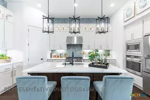 1110 Neria Loop, San Antonio, TX 78224 - Photo 2