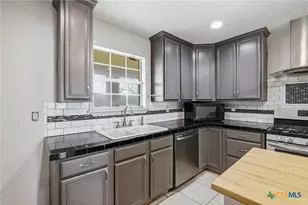 62 North St, San Marcos, TX 77989 - Photo 8