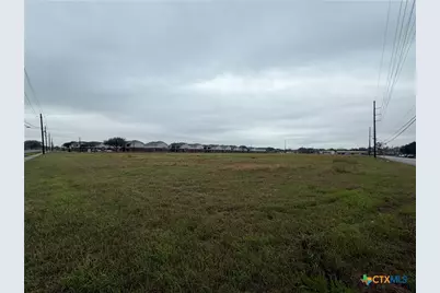 2601 E Mockingbird Lane, Victoria, TX 77904 - Photo 1