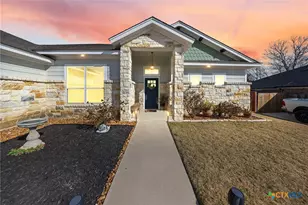 203 Slippery Elm Dr, Nolanville, TX 76559 - Photo 2