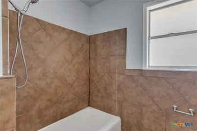 1338 Canary Lane, Seguin, TX 78155 - Photo 14