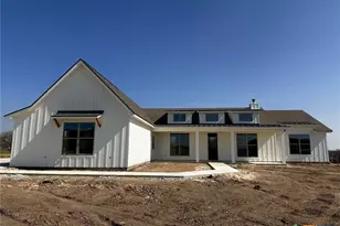 16033 Honey Rdg Dr, Holland, TX 76534 - Photo 1