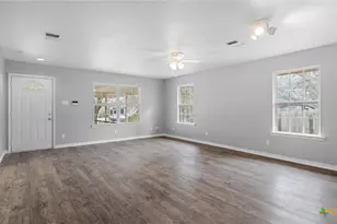 180 Oak Terrace, Seguin, TX 78155 - Photo 4