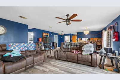 180 Oak Terrace, Seguin, TX 78155 - Photo 20